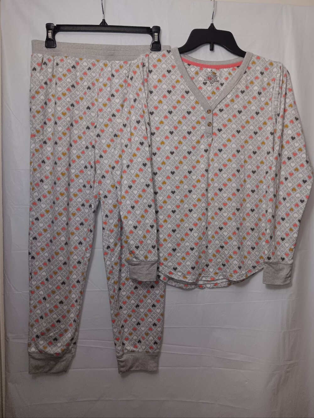 CUDDI DUDS Kids Gray Heart-Print Pajama Set - Cozy Long Sleeve & Pants